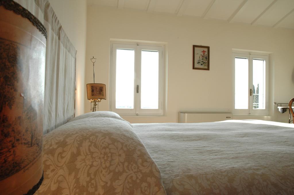 Agriturismo Tenuta La Pergola バルドリーノ 部屋 写真